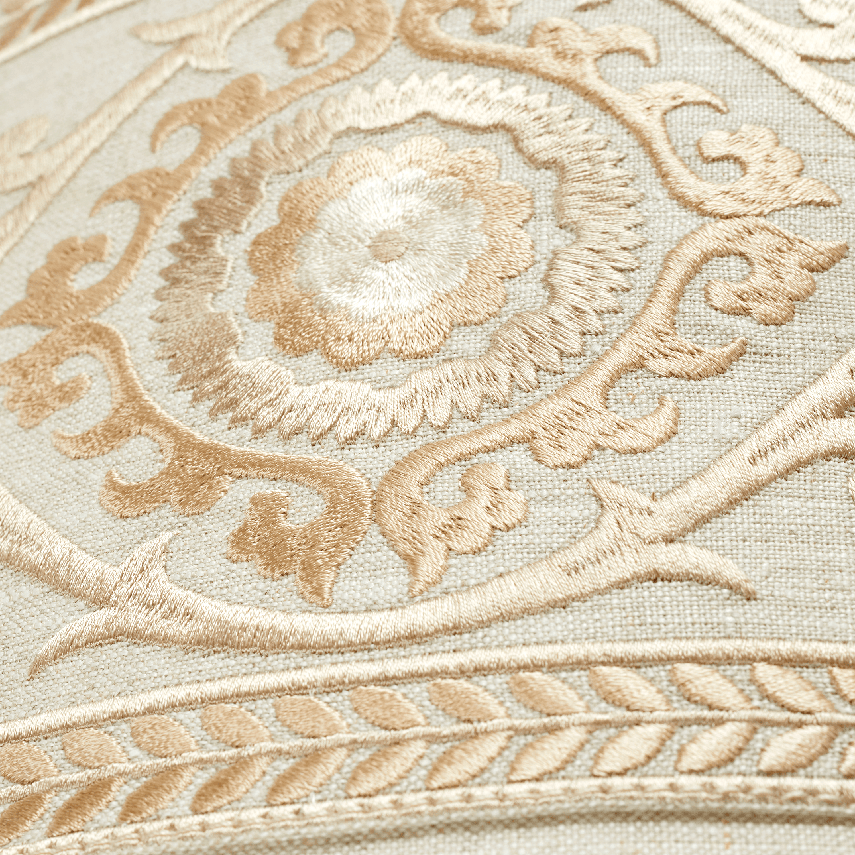 COUSSIN COCON DU CIEL - LIN NATUREL - SUZANI CHAMPAGNE