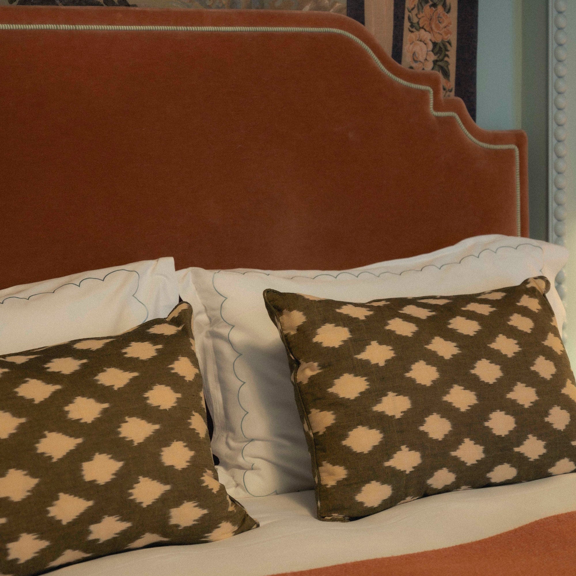 CUSHION - CLOUD - IKAT TEA LEAVES